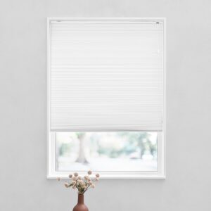 Debel_Dubai_PLB_Hvid_01_web Dubai plisségardin mørklægning