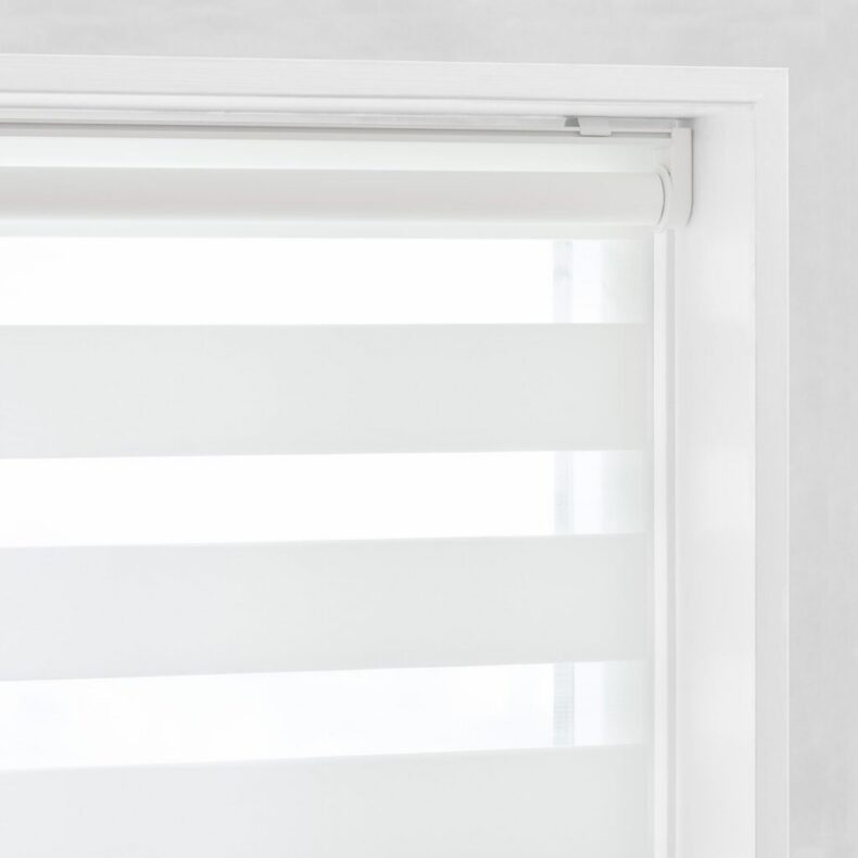 Debel_Touch_DUO_RLB_Offwhite_05_web-1024x1024-1.jpg Touch Duo rullegardin